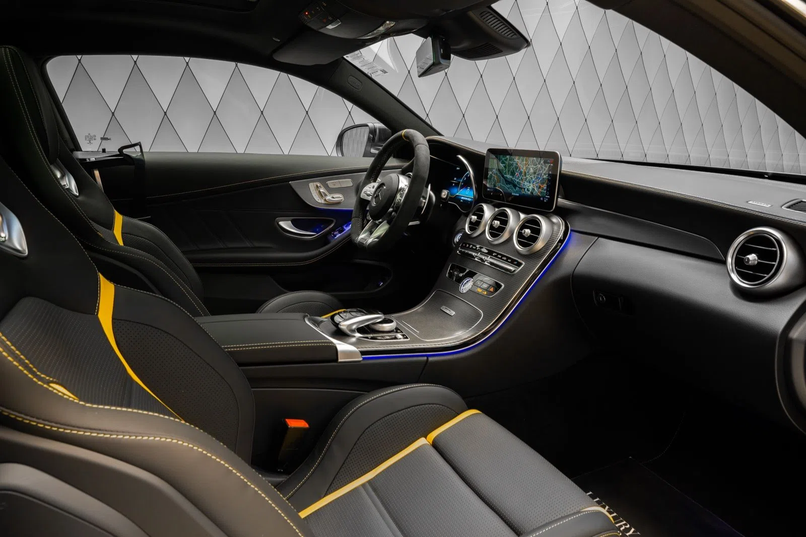 2023 Mercedes-Benz C 63 AMG S Coupé interior, Grey, Full leather