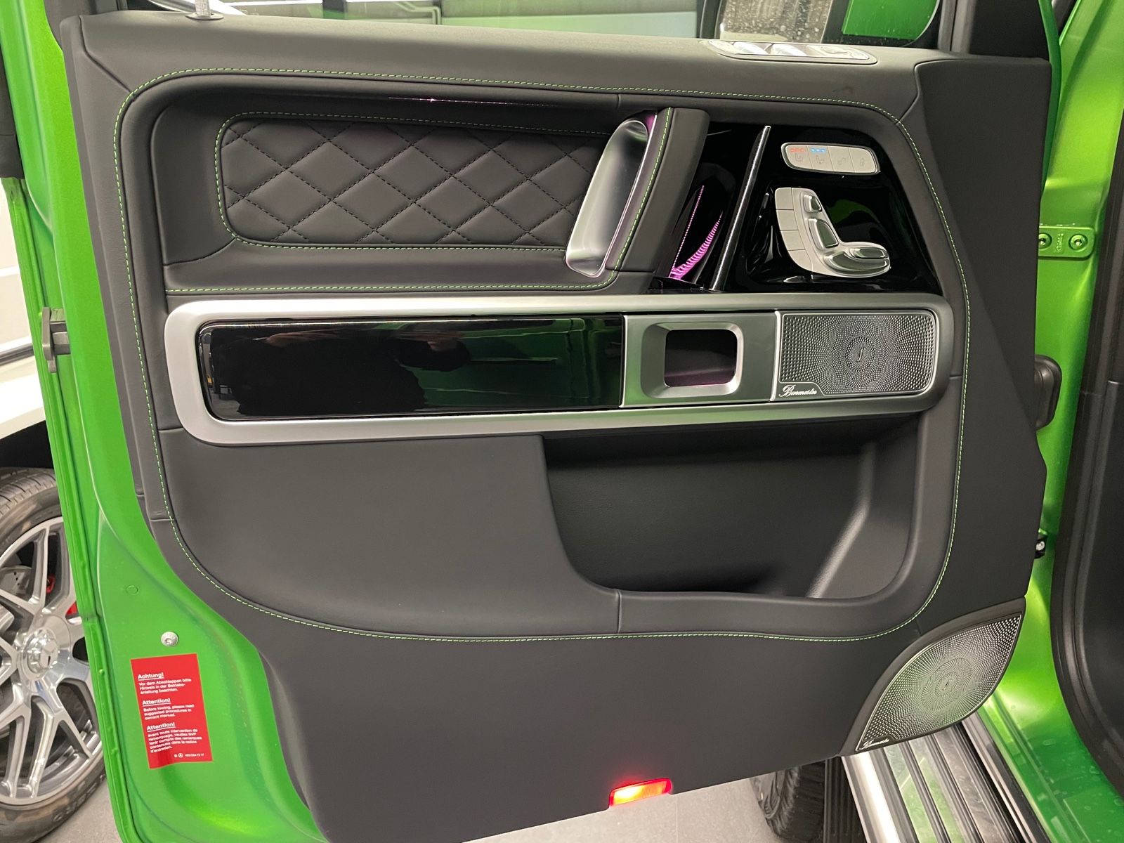 2023 Mercedes-Benz G 63 AMG 4x4², 6/15