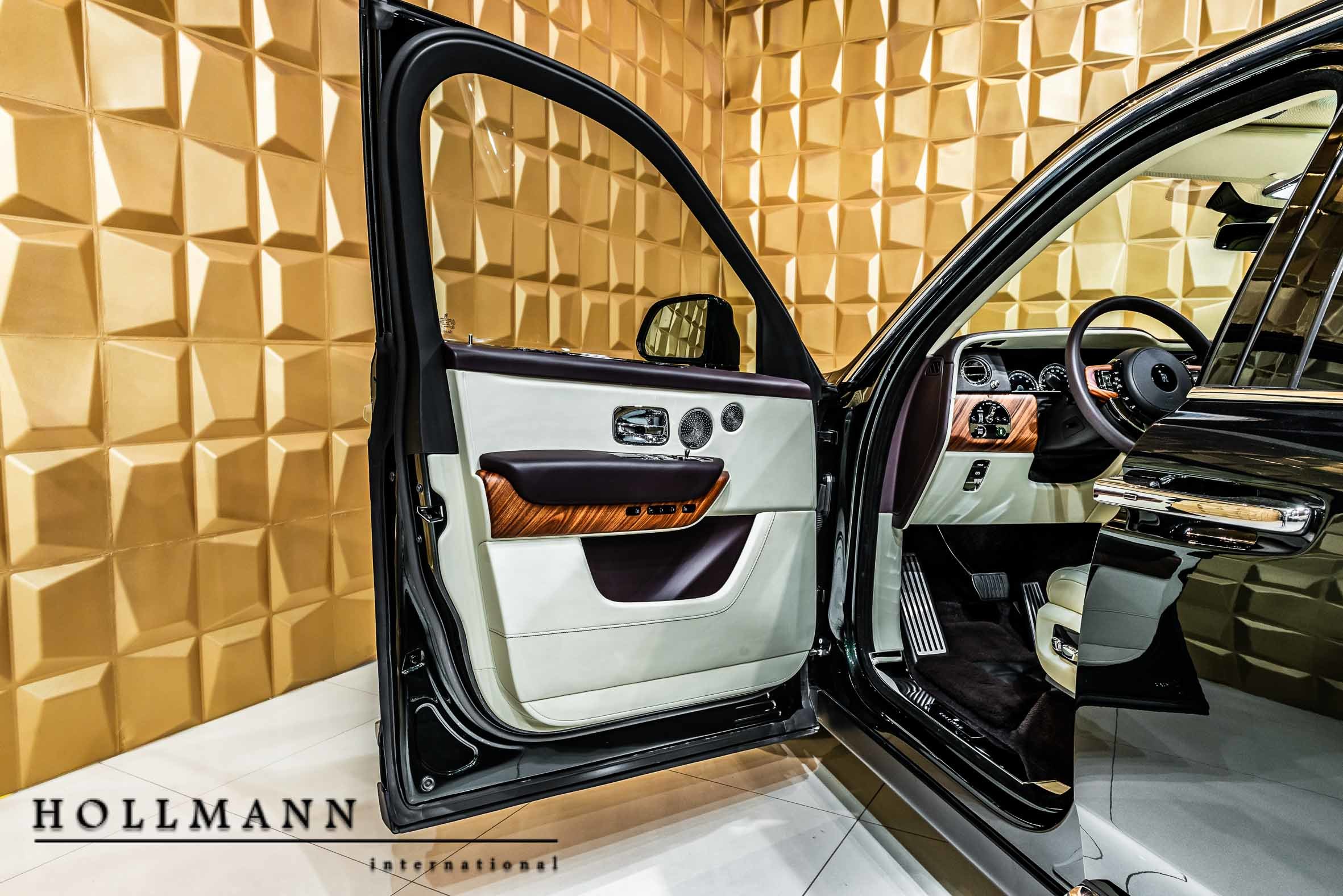 2019 Rolls-Royce Cullinan, 19/20