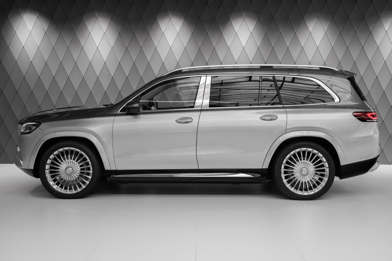 2023 Mercedes-Benz GLS 600 Maybach 4M, 4/16