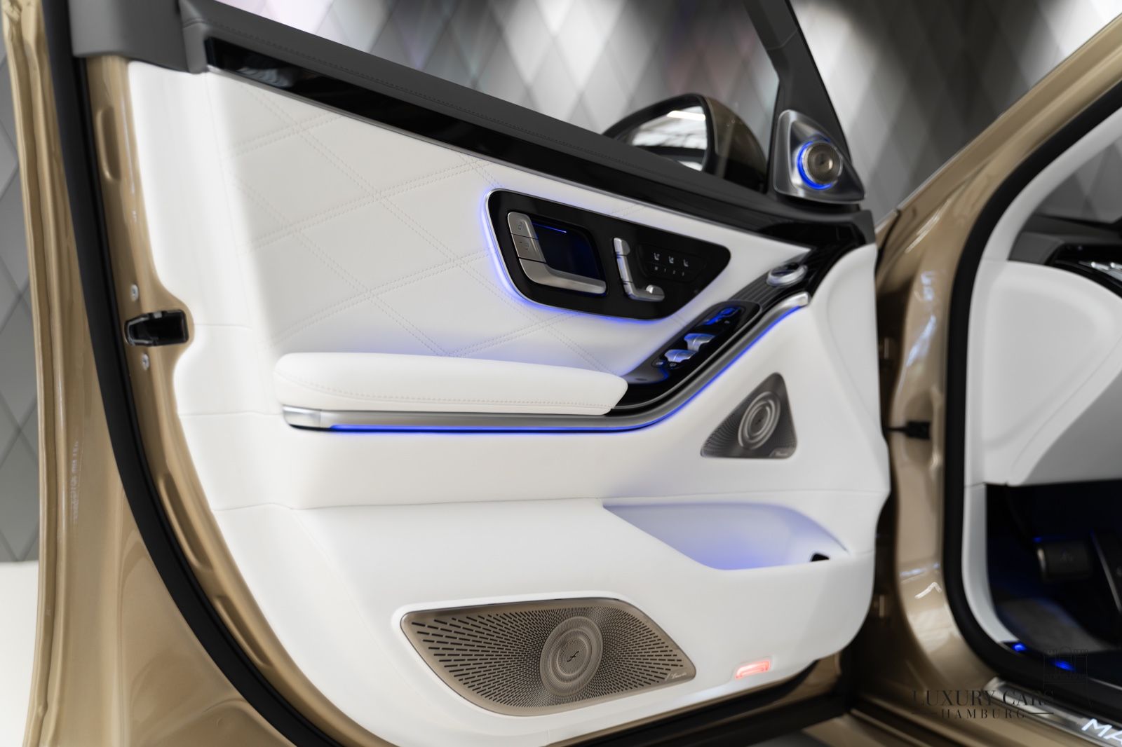 2022 Mercedes-Maybach S 680, 12/42