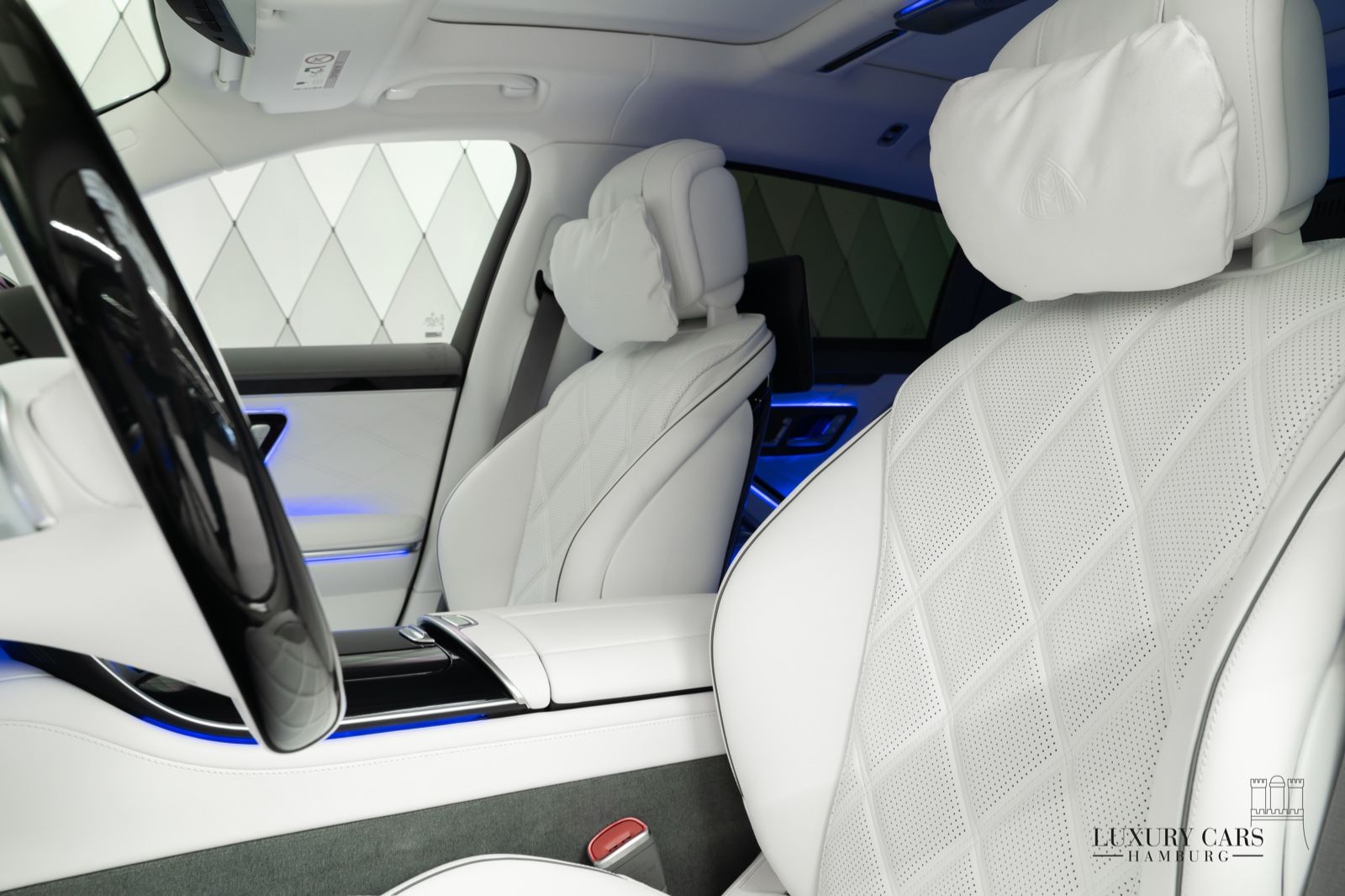 2022 Mercedes-Maybach S 680, 14/42