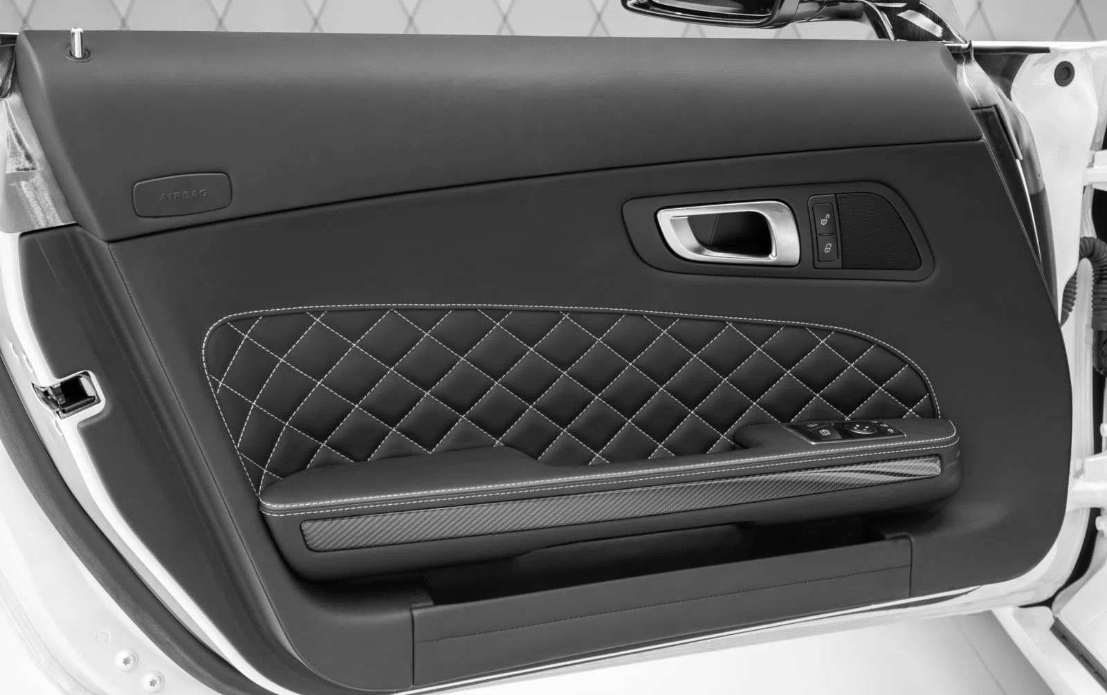 2014 Mercedes-Benz SLS AMG GT *1 of 350* FINAL EDITION interior, door panel, Black, Full leather