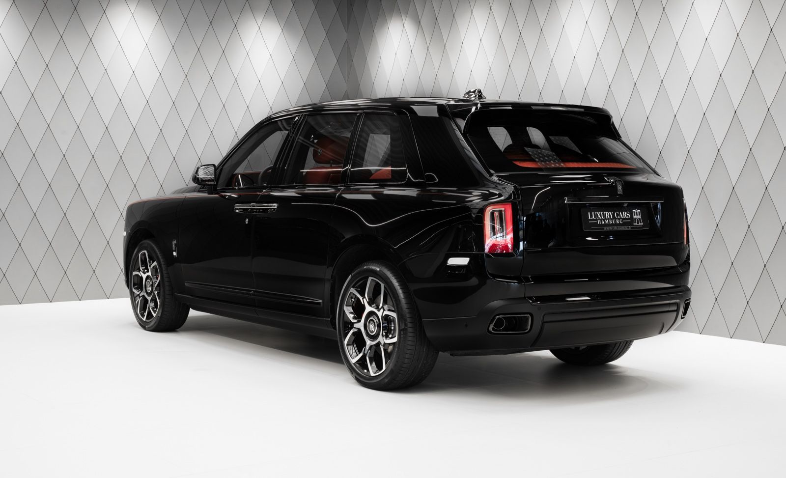 2023 Rolls-Royce Cullinan Black Badge, 5/18