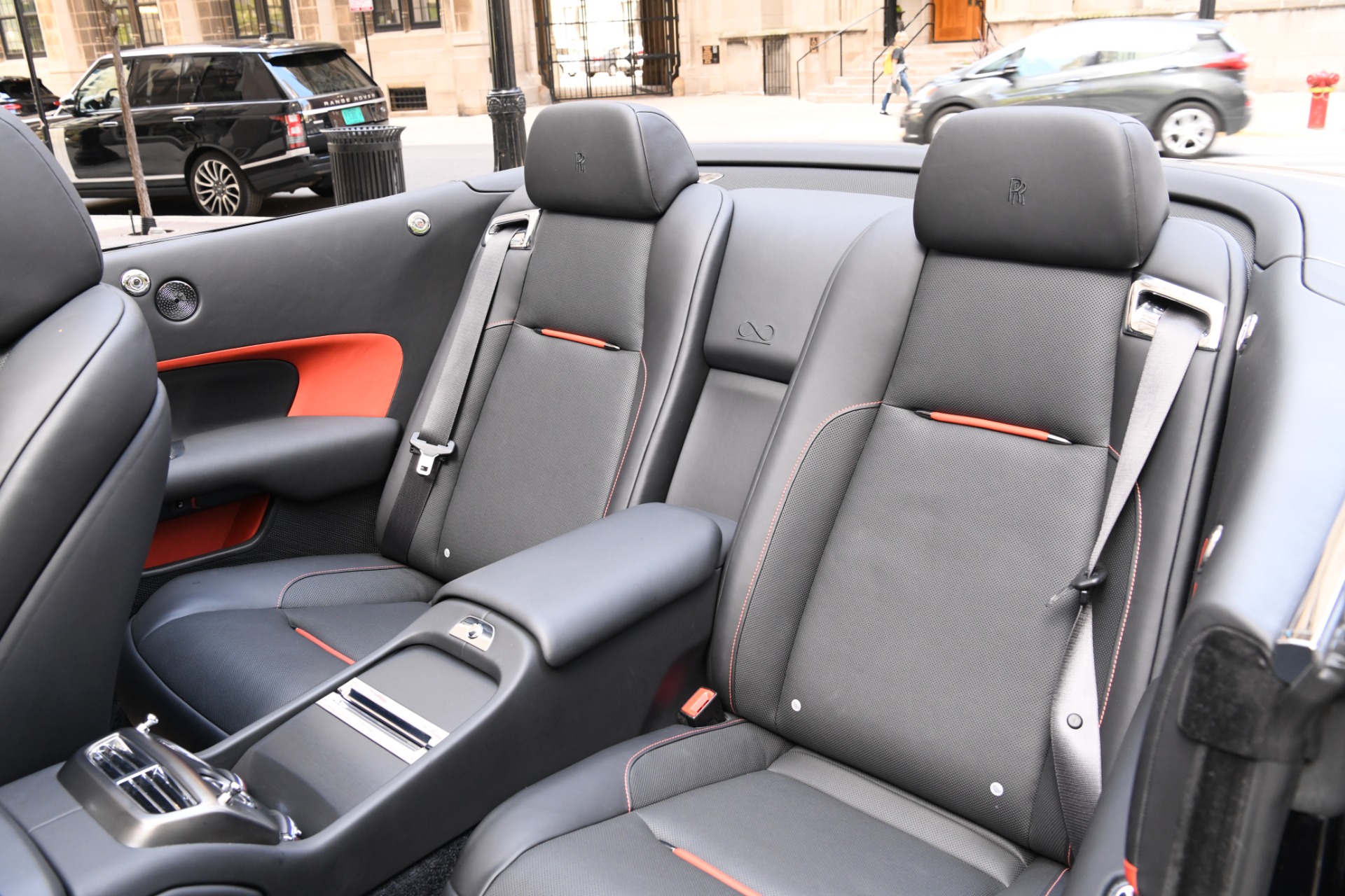 2018 ROLLS-ROYCE BLACK BADGE DAWN ADAMAS COLLECTION, 10/17