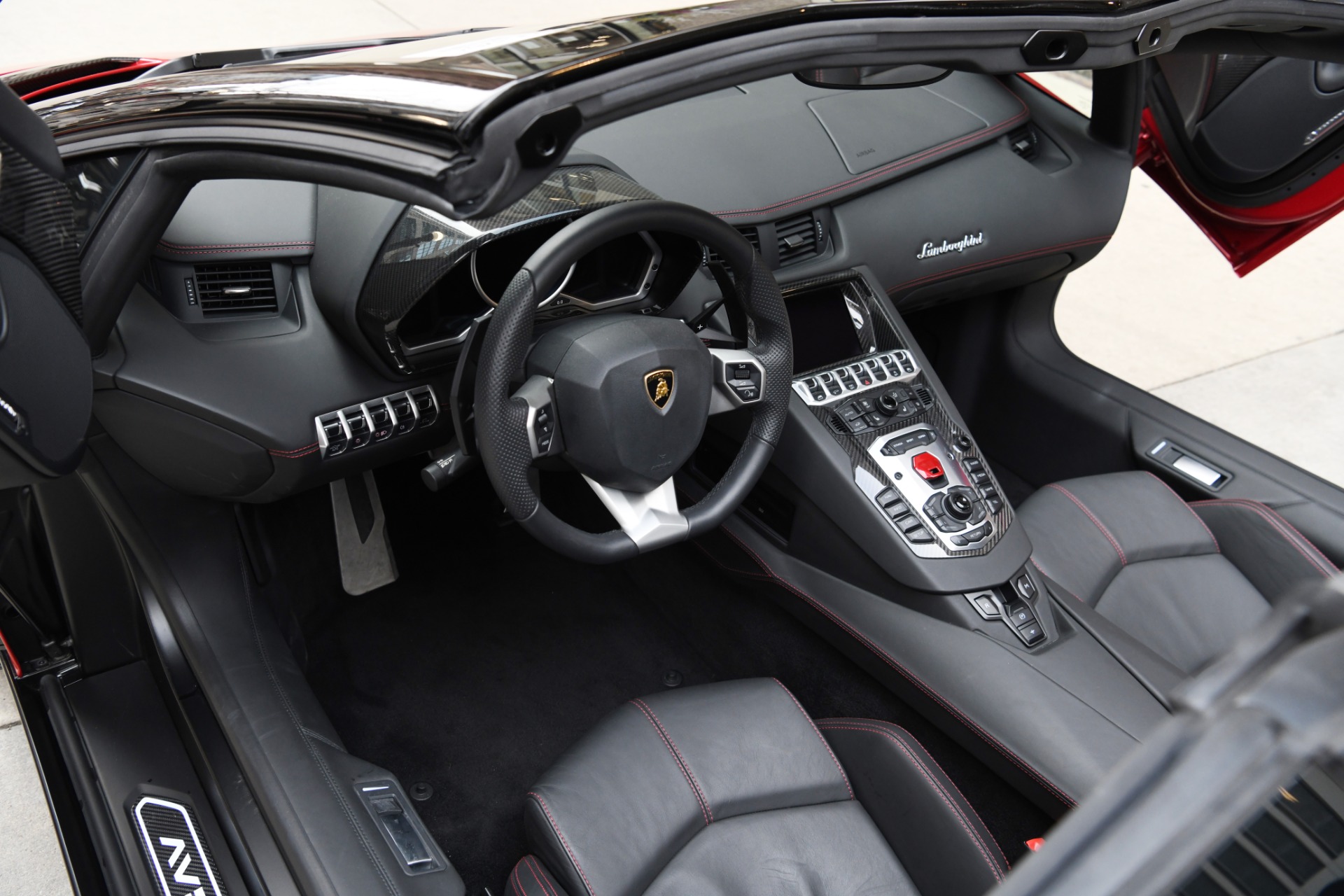 2015 LAMBORGHINI AVENTADOR ROADSTER, 9/16