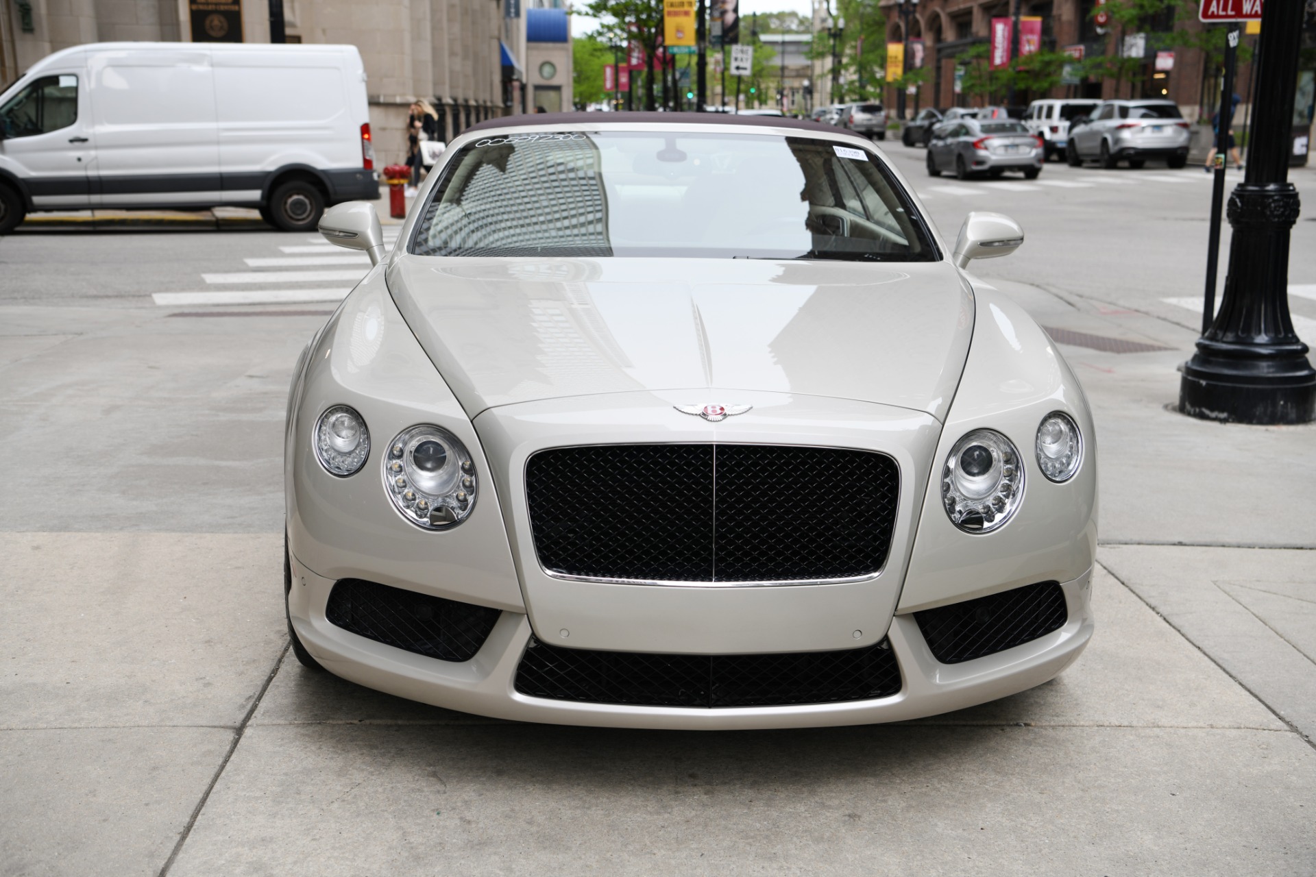 2013 BENTLEY CONTINENTAL GTC V8 CONVERTIBLE, 17/19