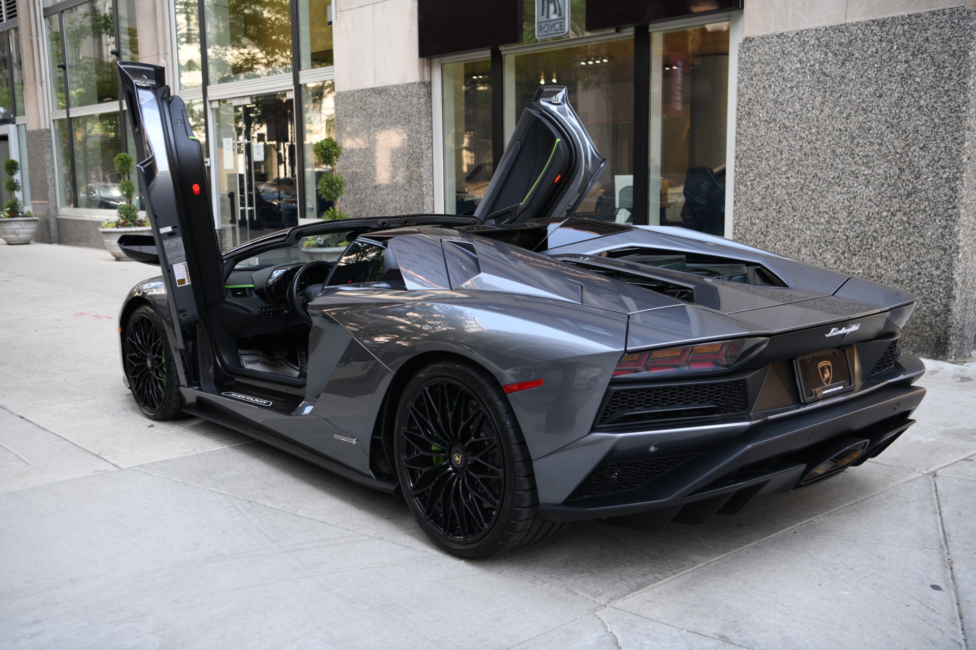 2019 LAMBORGHINI AVENTADOR S ROADSTER, 5/18