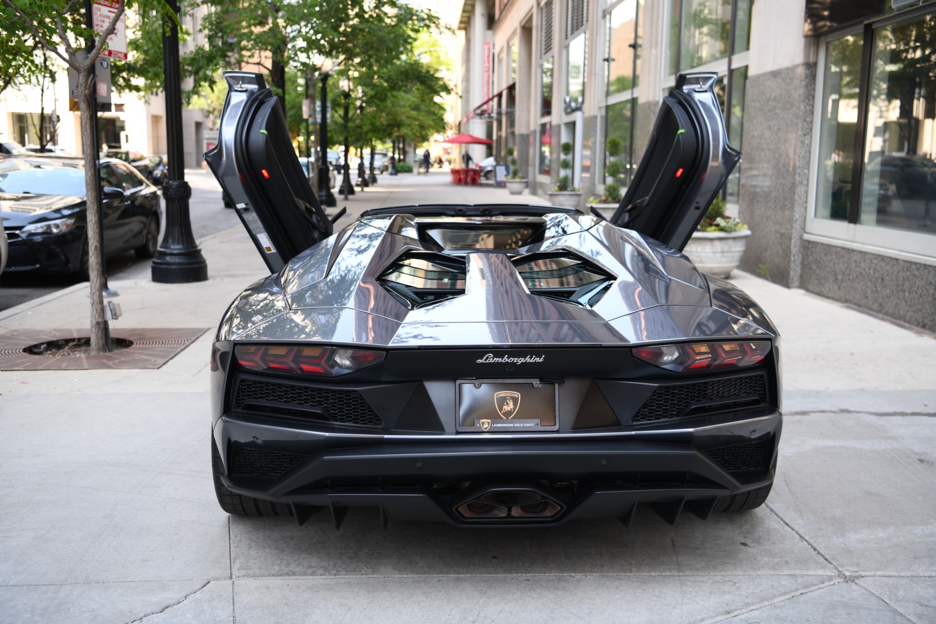 2019 LAMBORGHINI AVENTADOR S ROADSTER, 6/18
