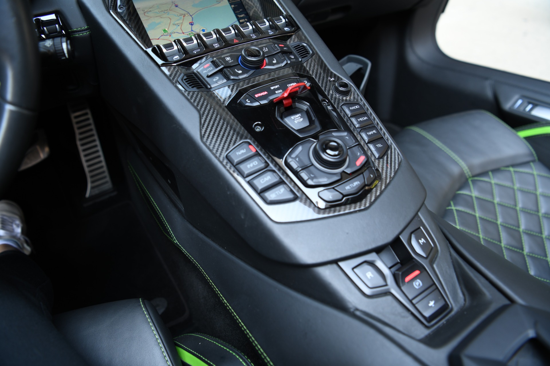 2019 LAMBORGHINI AVENTADOR S ROADSTER, 14/18