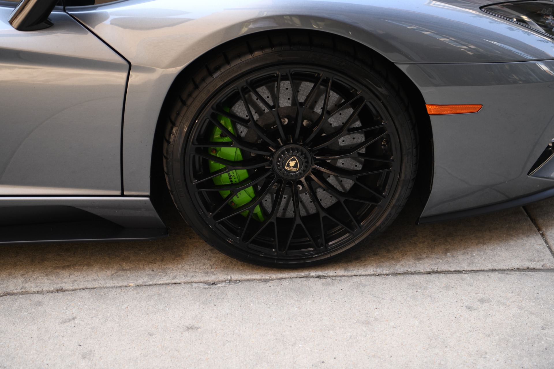 2019 LAMBORGHINI AVENTADOR S ROADSTER, 18/18