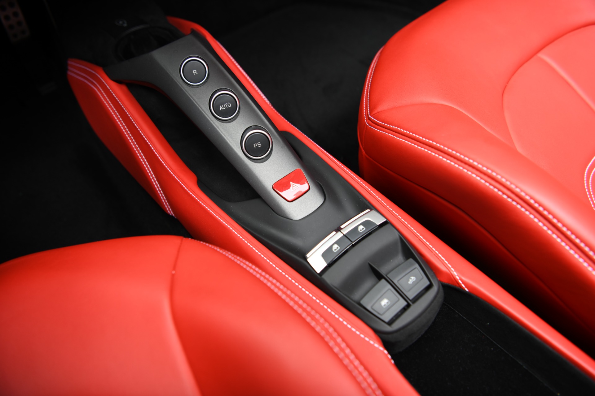 2019 FERRARI 488 SPIDER, 16/17