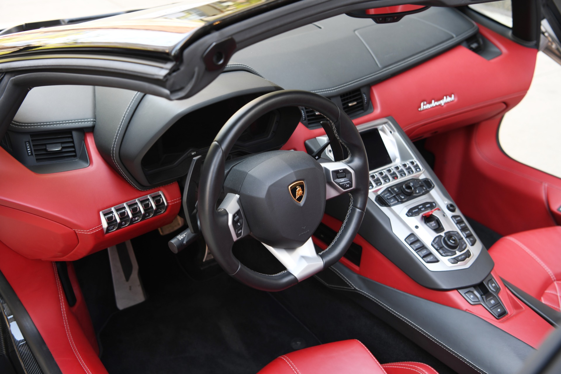 2018 LAMBORGHINI AVENTADOR S ROADSTER, 6/20