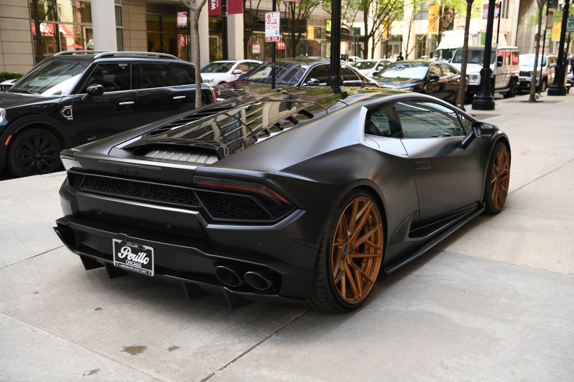 2017 LAMBORGHINI HURACAN COUPE, 6/18