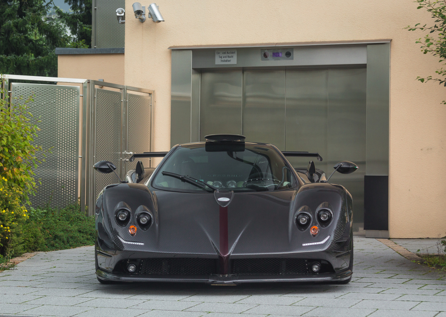 2017 Pagani Zonda 760 1 of 5, 2/19