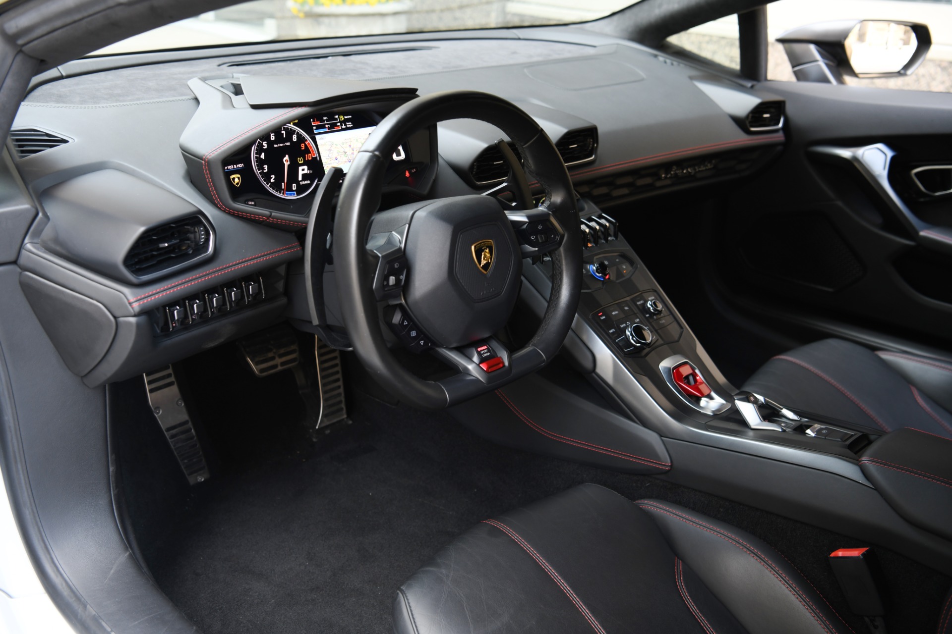 2017 LAMBORGHINI HURACAN COUPE, 11/18
