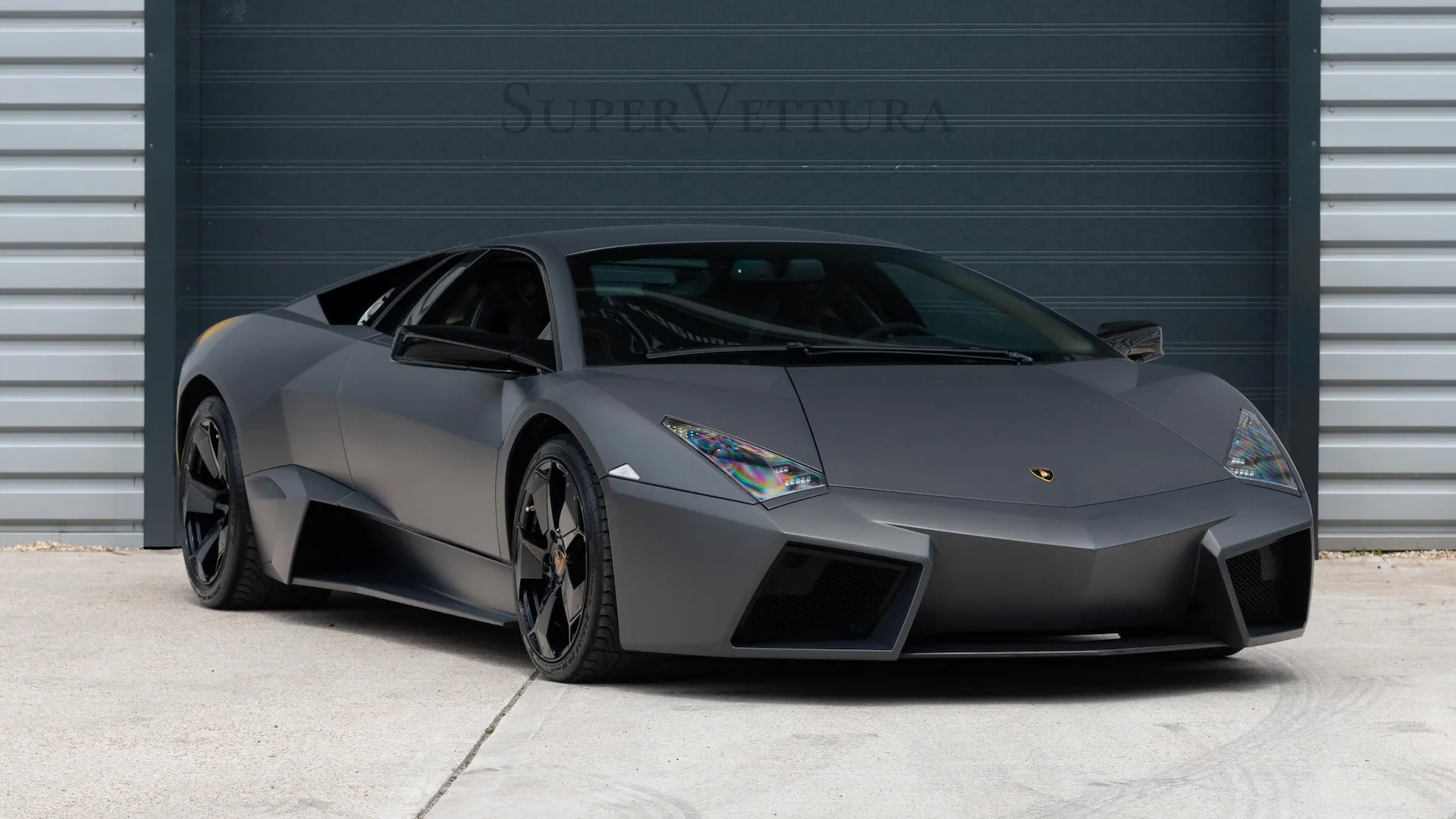 2008 Lamborghini Reventon Coupe, 2/19