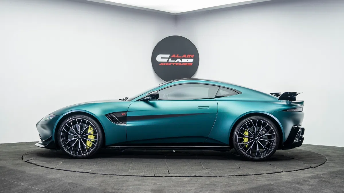 2022 Aston Martin Vantage F1 Edition