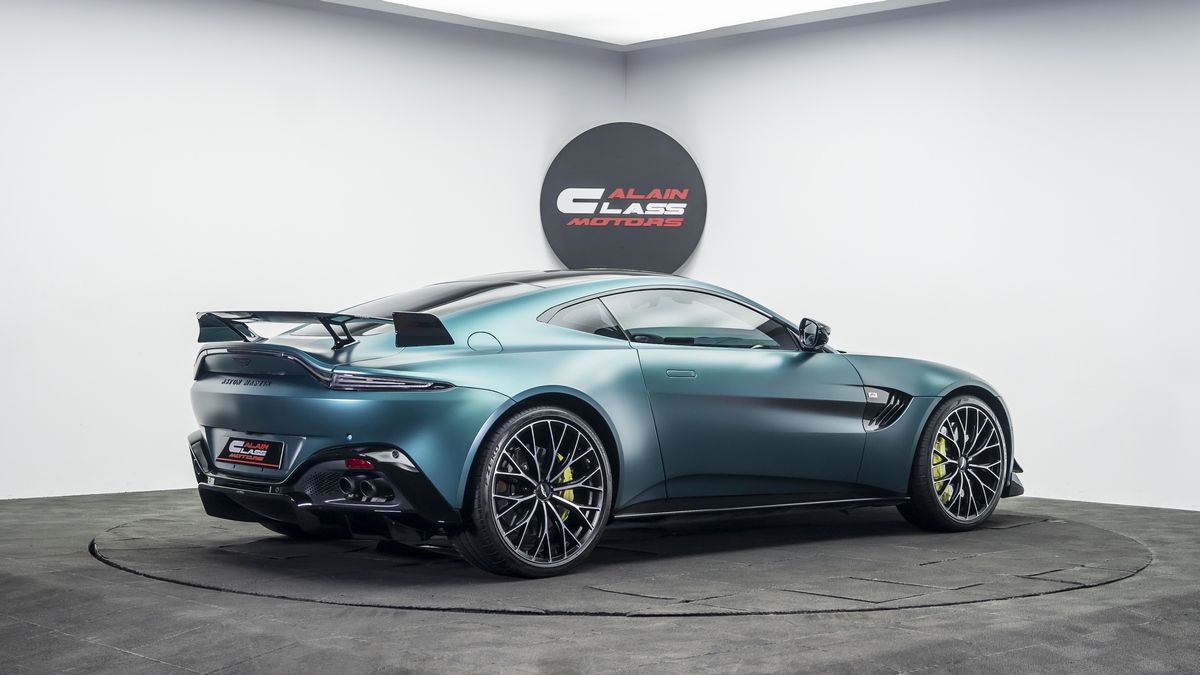 2022 Aston Martin Vantage F1 Edition, 5/16