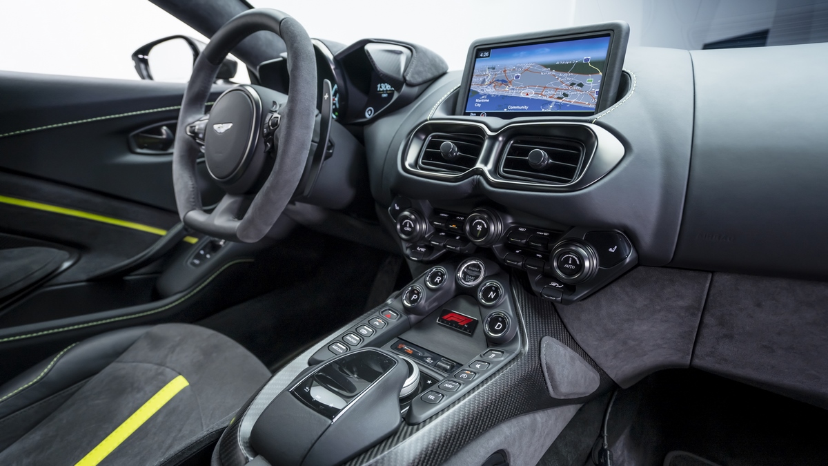 2022 Aston Martin Vantage F1 Edition, 16/16