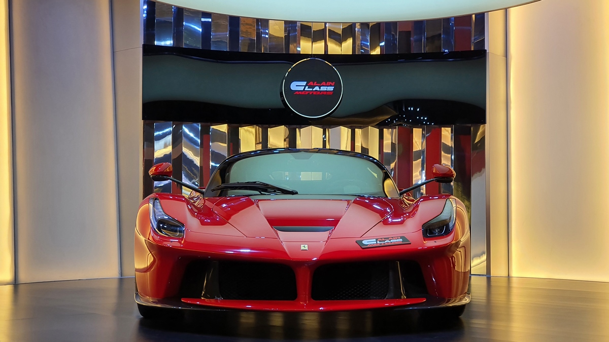 2015 Ferrari LaFerrari – 1 of 499, 2/23