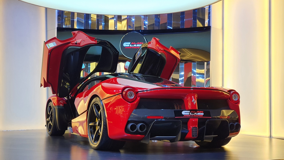 2015 Ferrari LaFerrari – 1 of 499, 11/23
