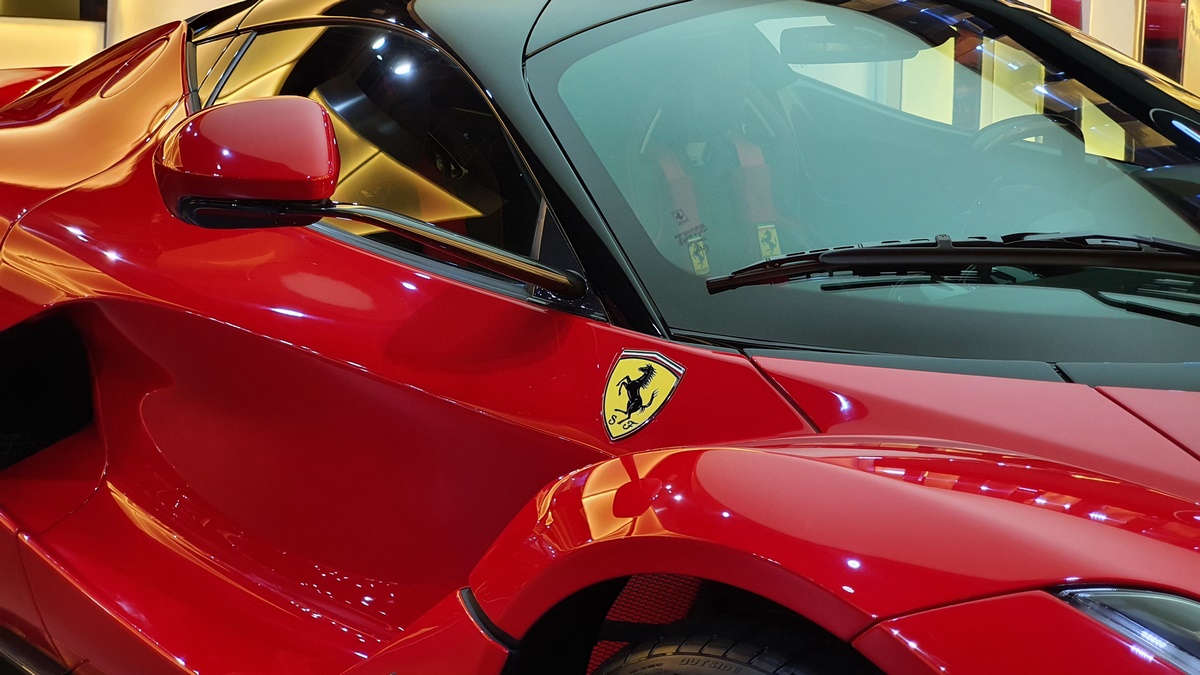 2015 Ferrari LaFerrari – 1 of 499, 14/23