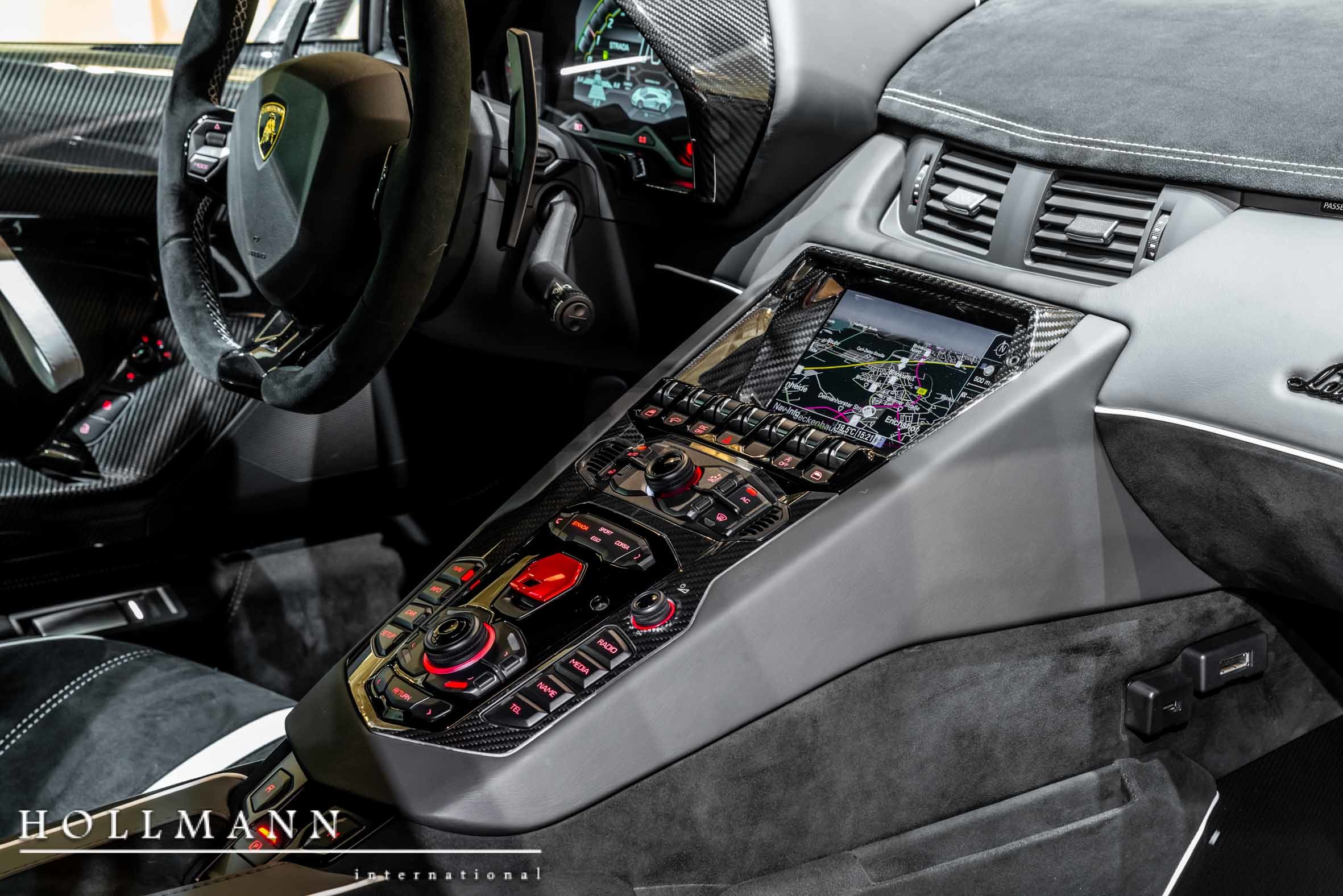 2019 Lamborghini Aventador SVJ, 17/20