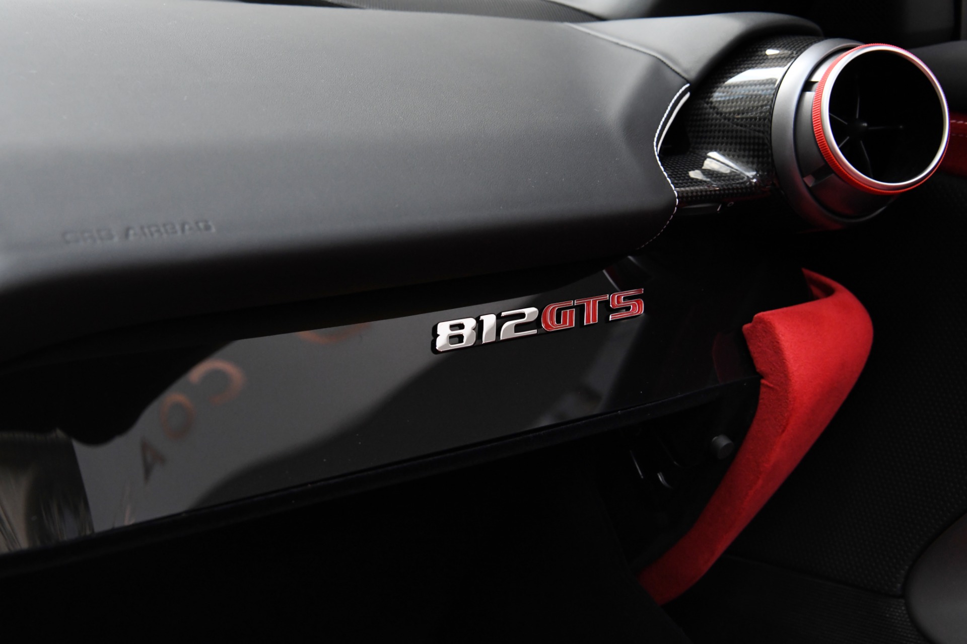 2021 FERRARI 812 GTS, 15/17
