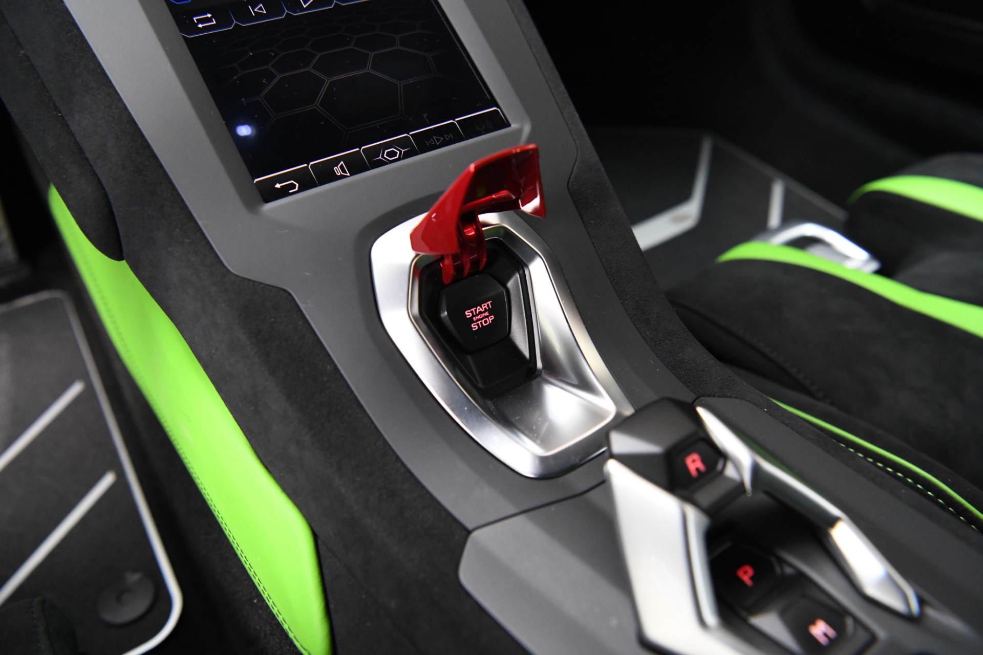 2021 LAMBORGHINI HURACAN STO, 12/17