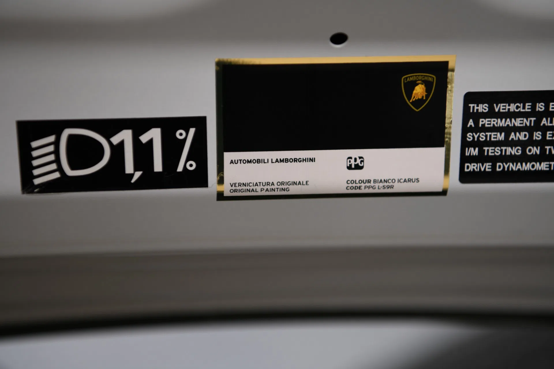 2020 Lamborghini Huracan EVO LP 640-4 interior, door sill