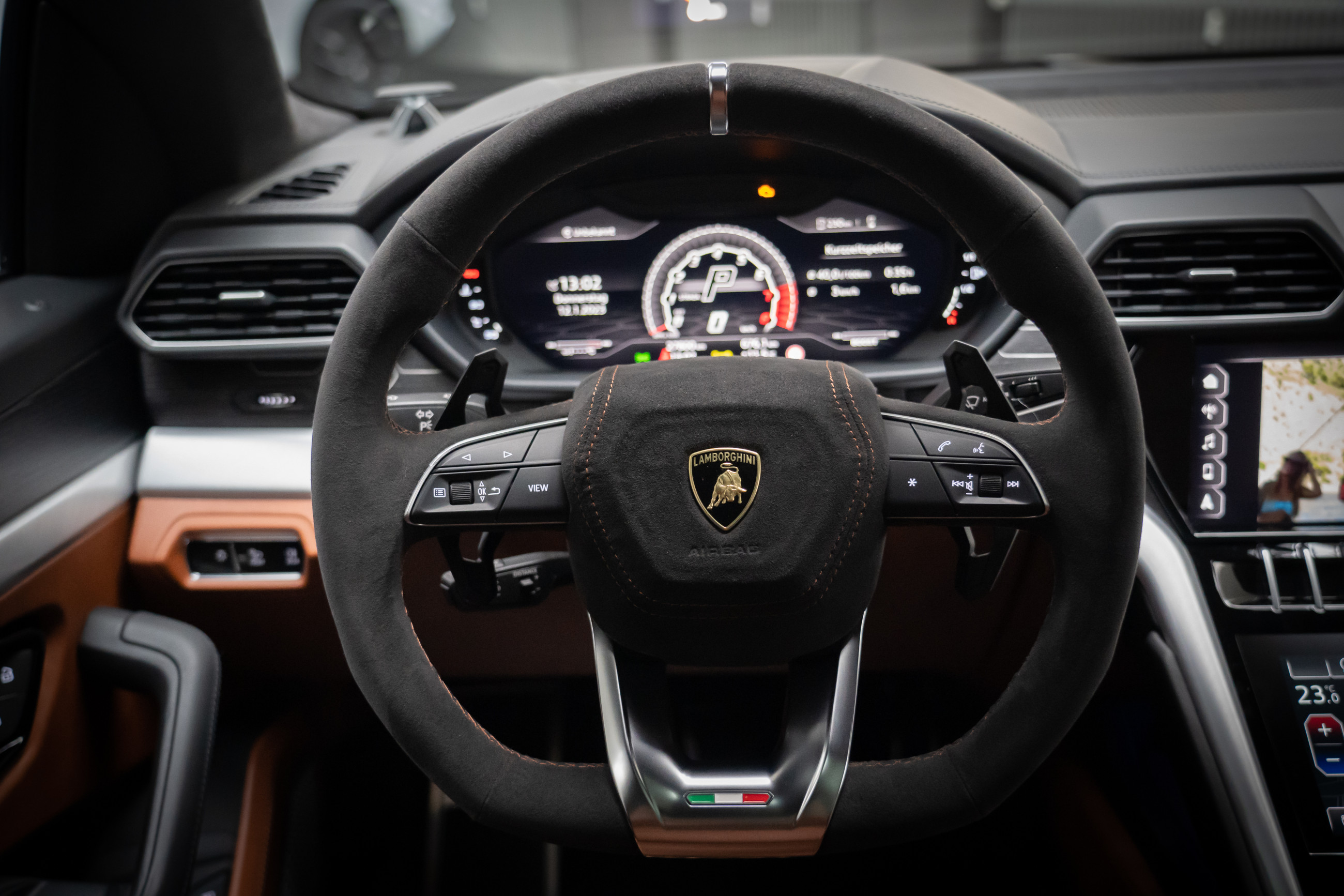 2019 Lamborghini URUS NOVITEC, 7/10