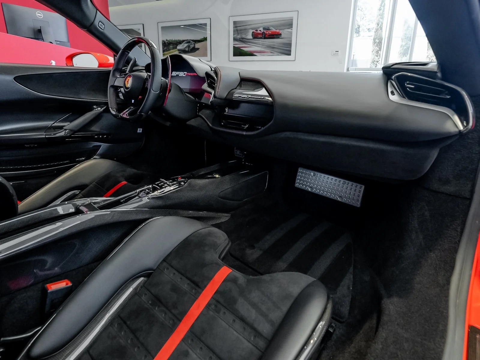 2022 Ferrari SF90 Stradale, 4/13