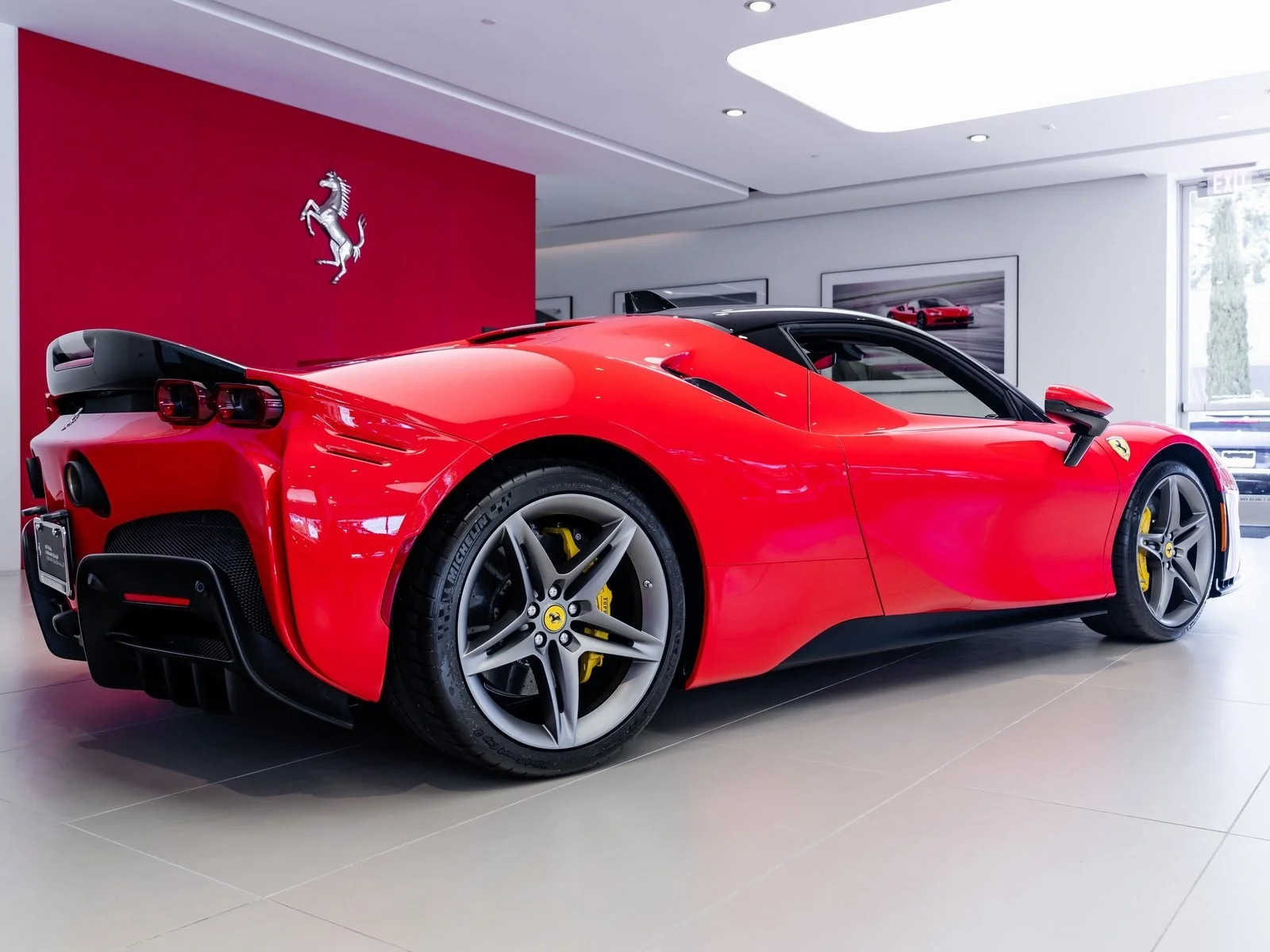 2022 Ferrari SF90 Stradale, 9/13