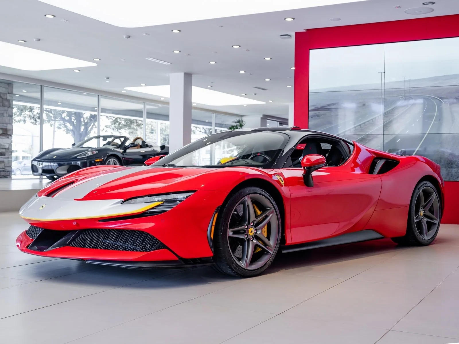 2022 Ferrari SF90 Stradale, 12/13
