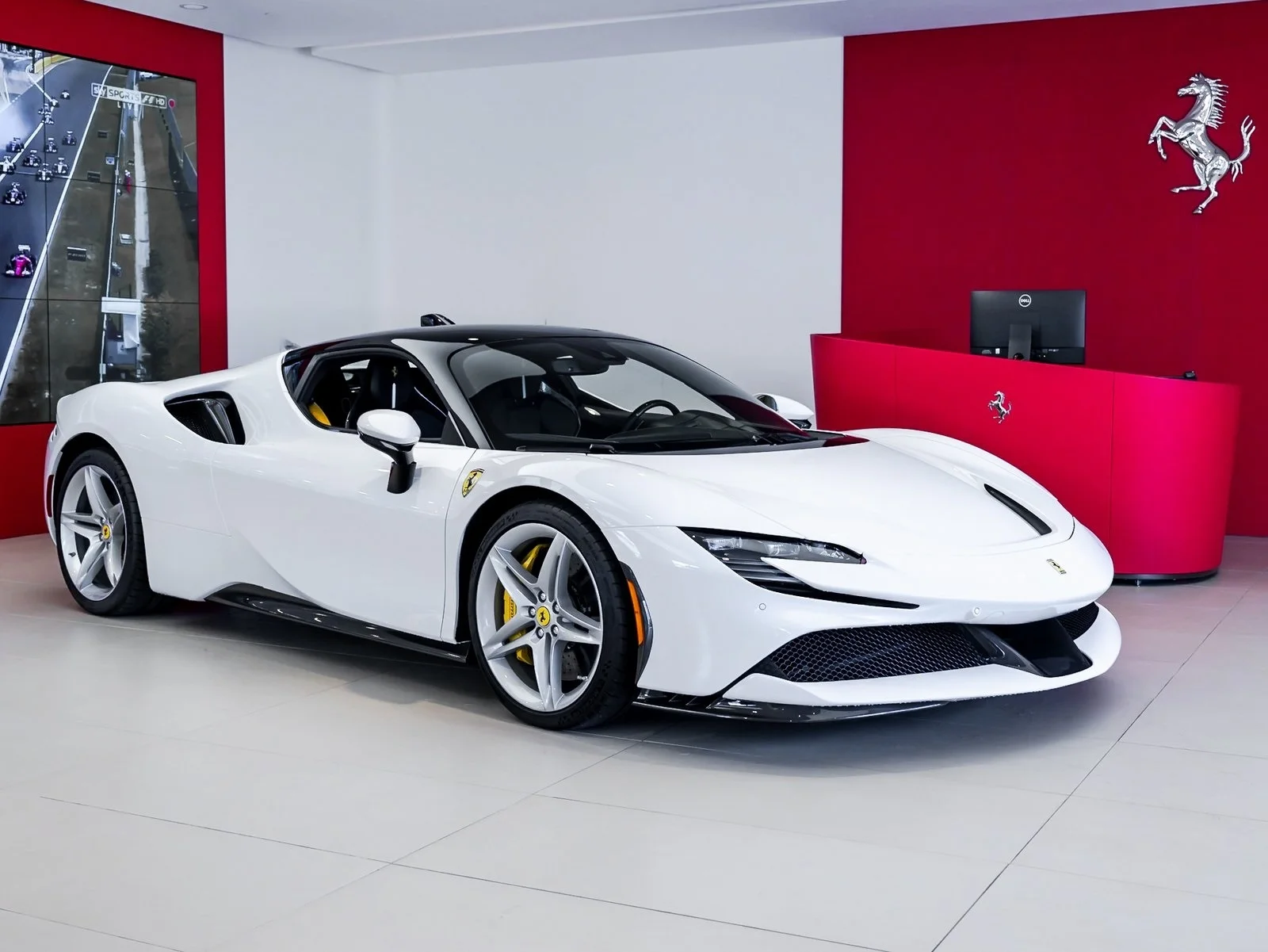 2022 Ferrari SF90 Stradale, 2/13