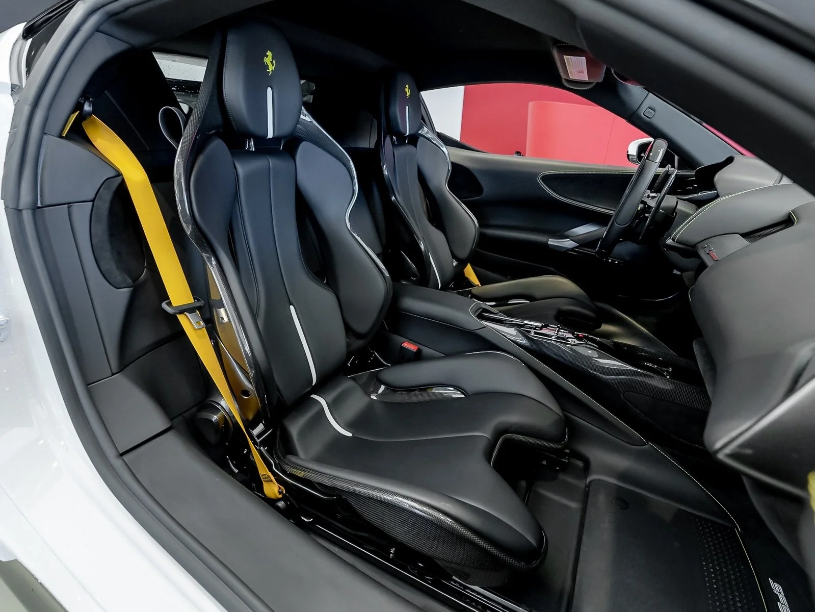 2022 Ferrari SF90 Stradale, 4/13