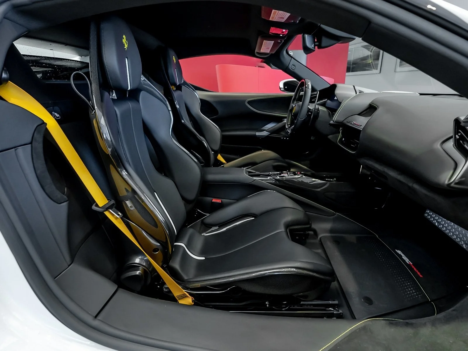 2022 Ferrari SF90 Stradale, 5/13