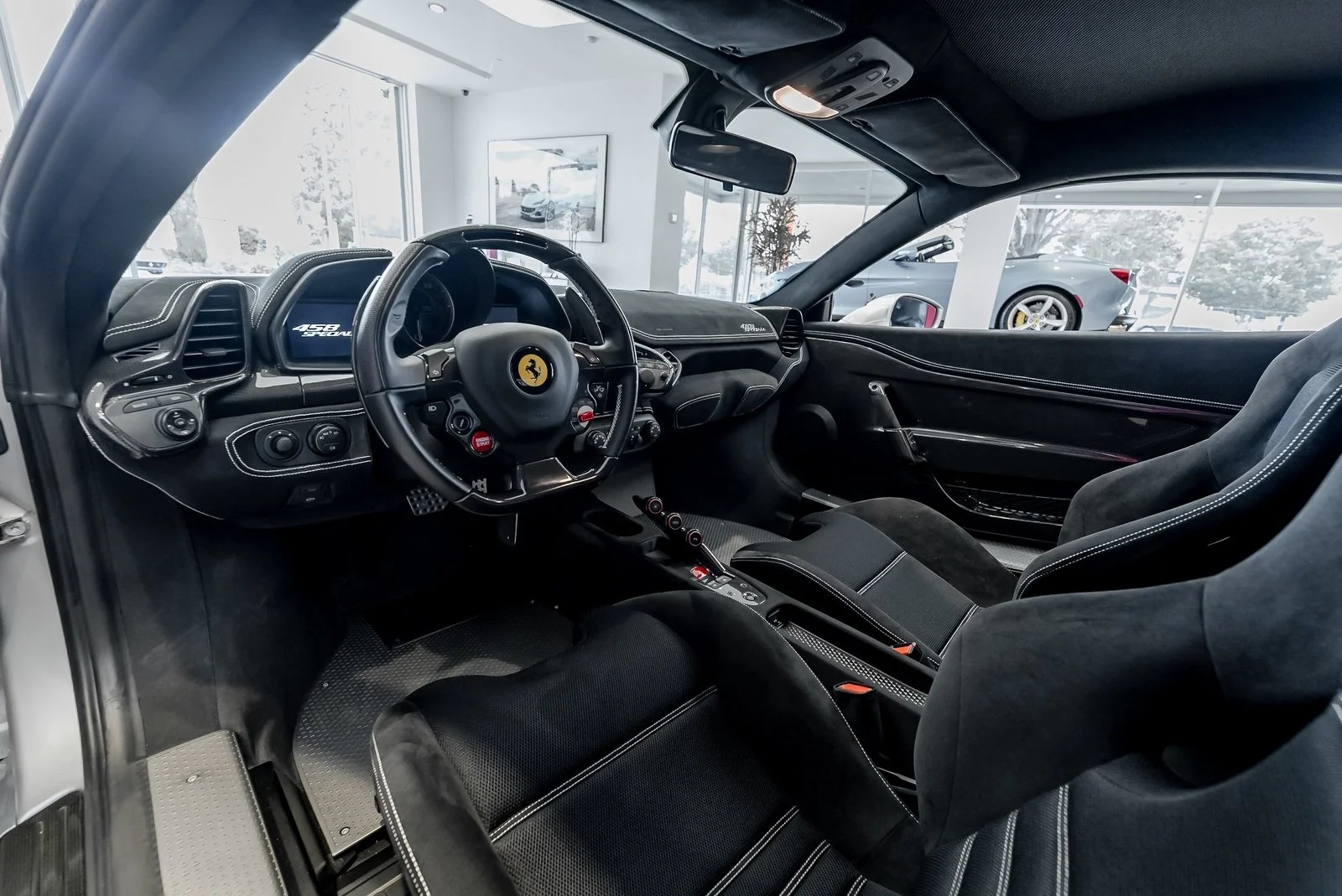 2015 Ferrari 458 Italia Speciale, 5/12