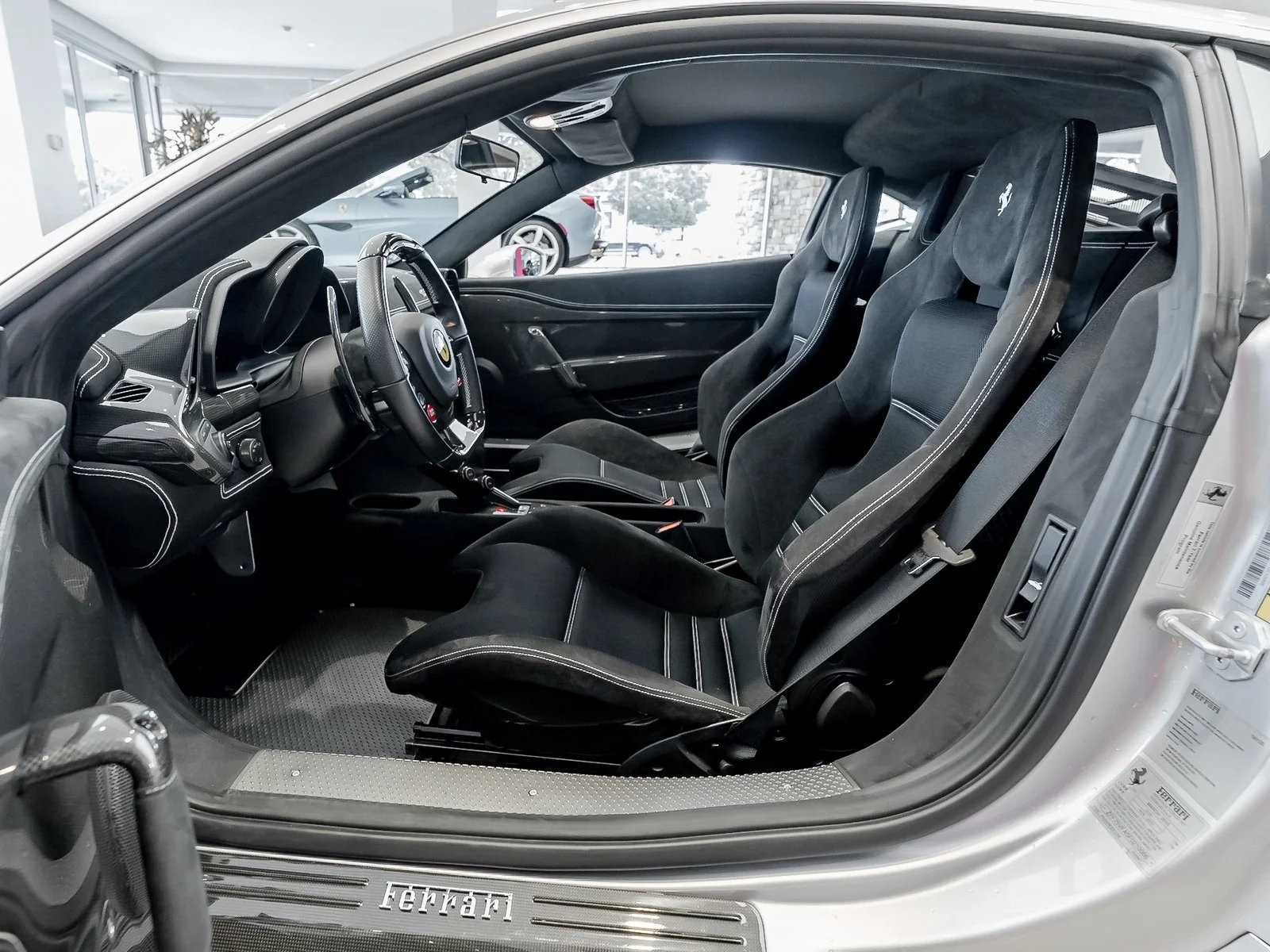 2015 Ferrari 458 Italia Speciale, 8/12