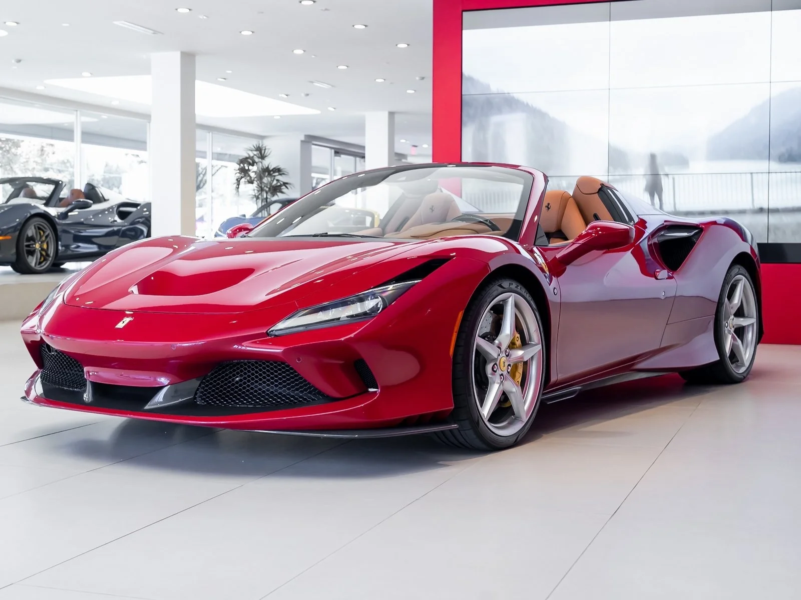 2022 Ferrari F8 Spider, 3/13