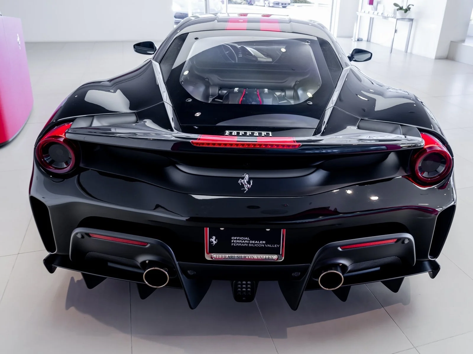 2019 Ferrari 488 Pista, 10/13