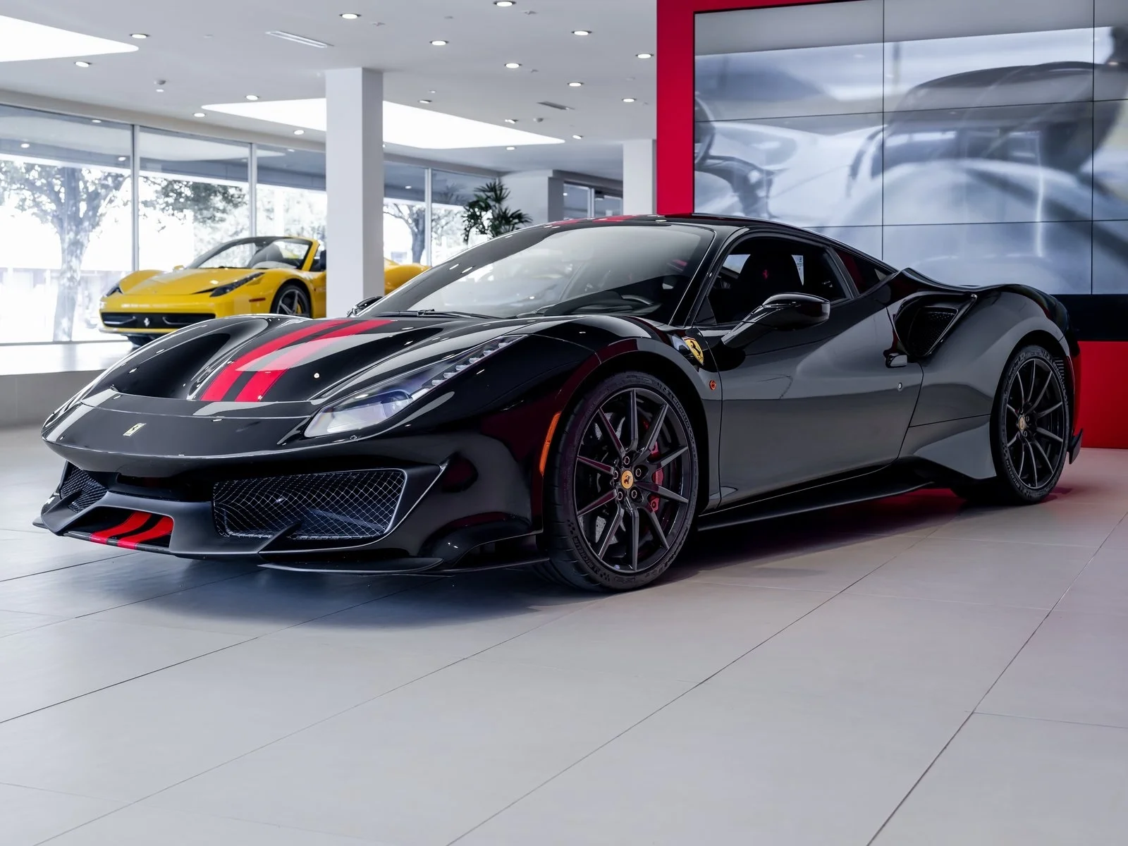 2019 Ferrari 488 Pista, 11/13