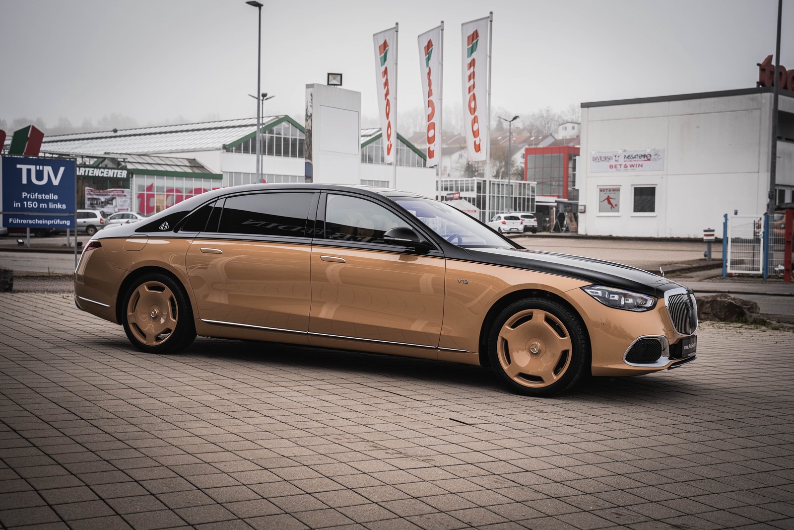 2023 Mercedes-Maybach S680 - VIRGIL ABLOH 1 OF 150, 14/23
