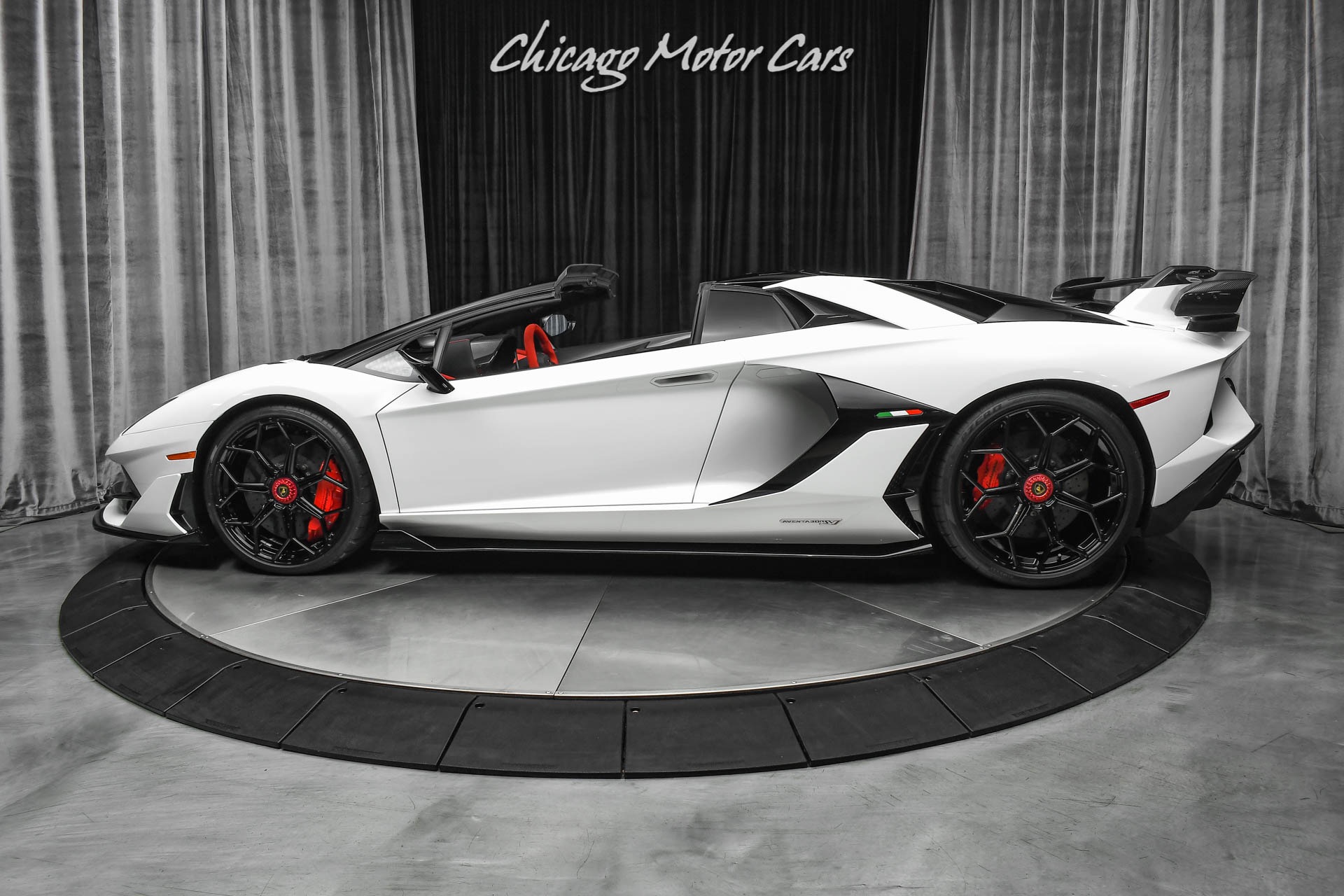 2021 Lamborghini Aventador SVJ Roadster, 6/18