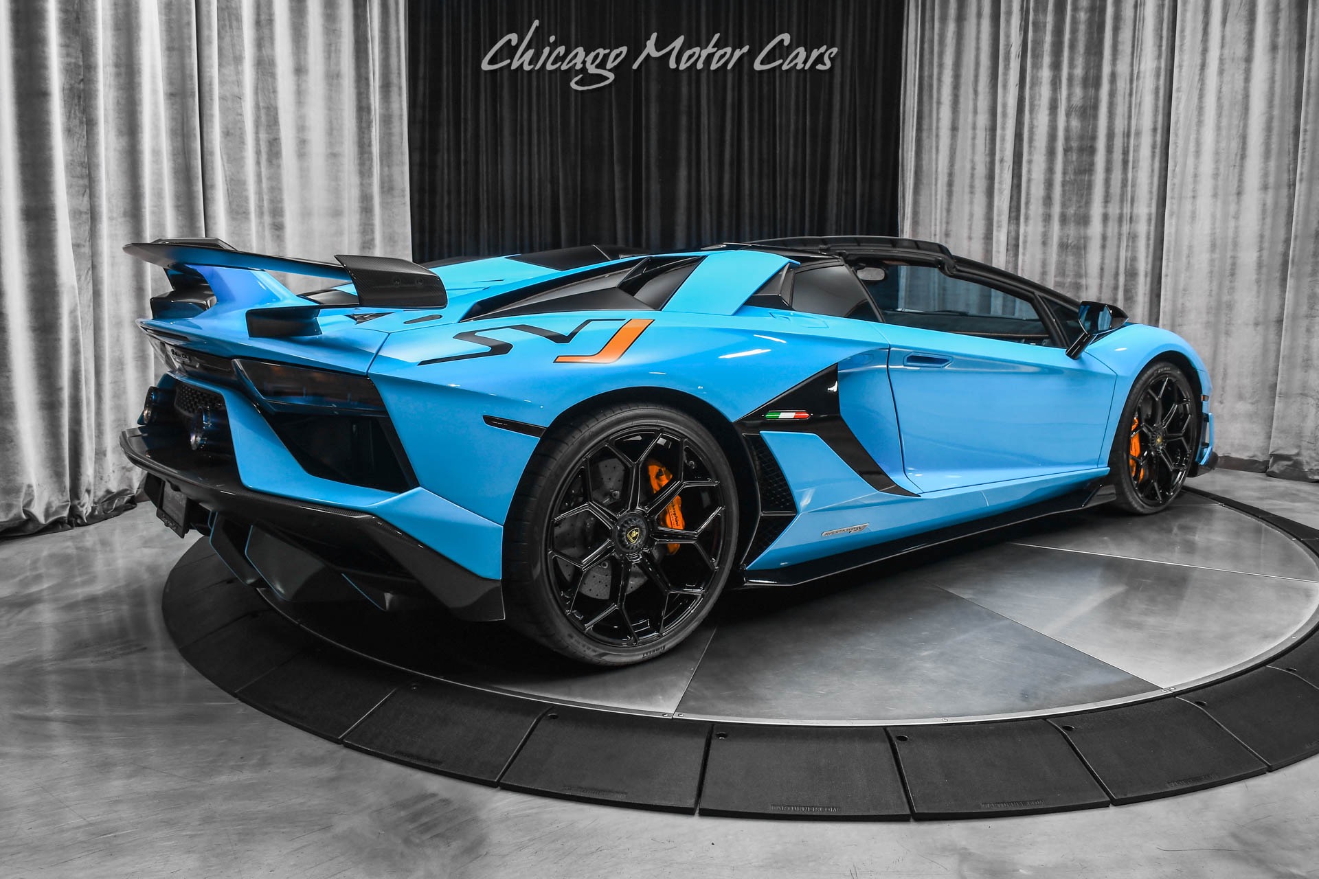2020 Aventador SVJ Roadster, 17/20