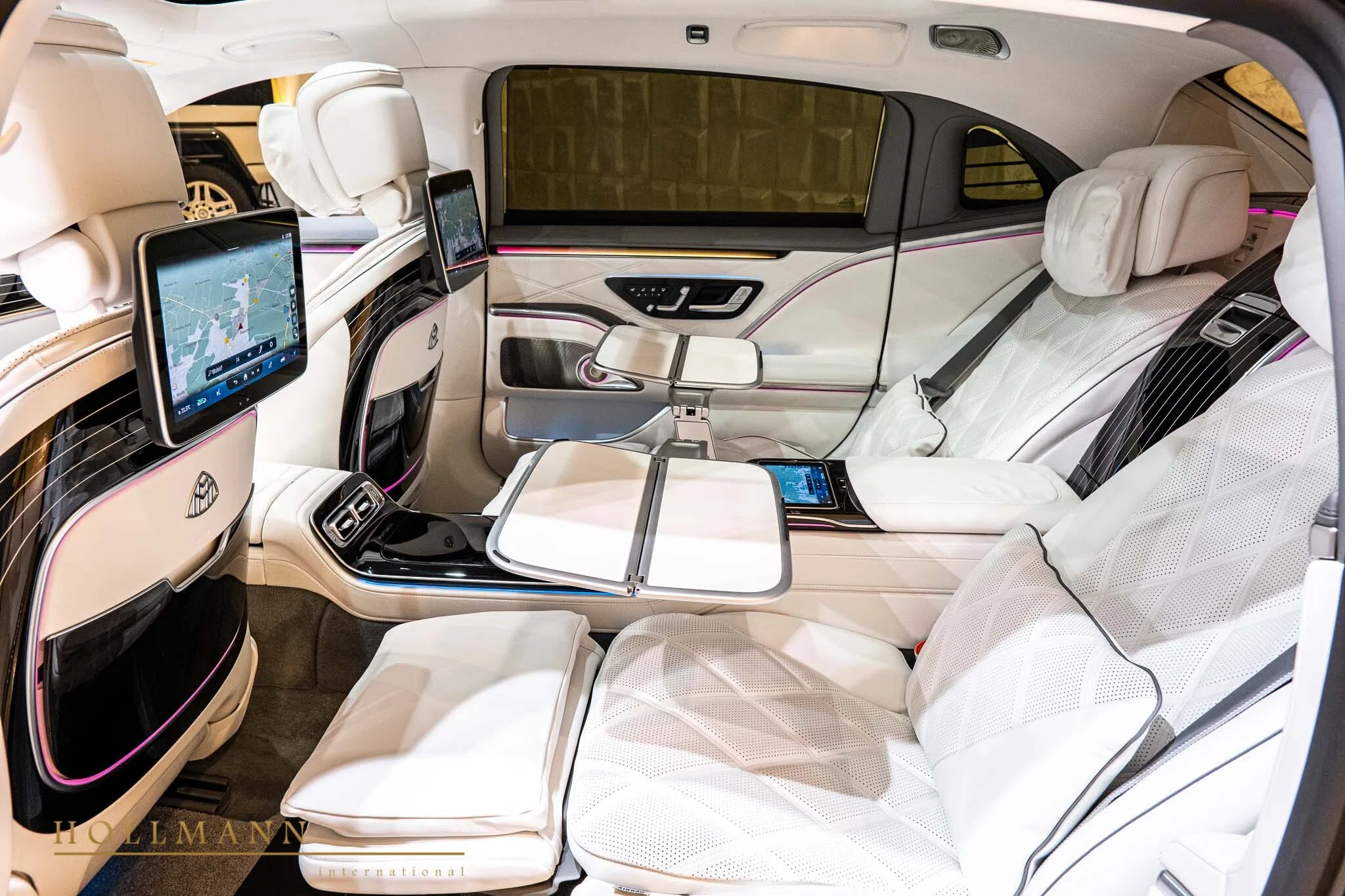 2023 Mercedes-Maybach S 680 interior, seats