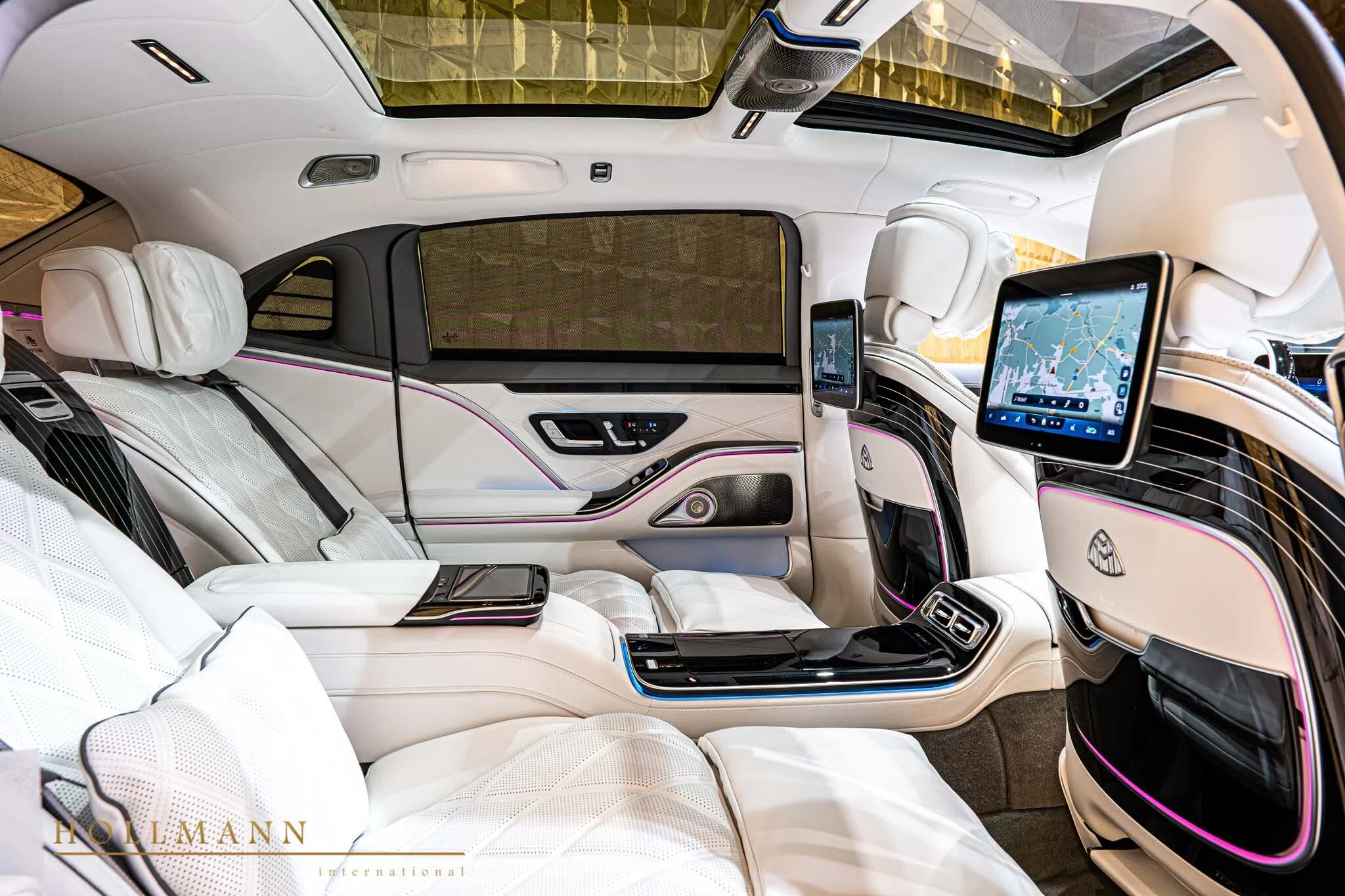 2023 Mercedes-Maybach S 580 interior