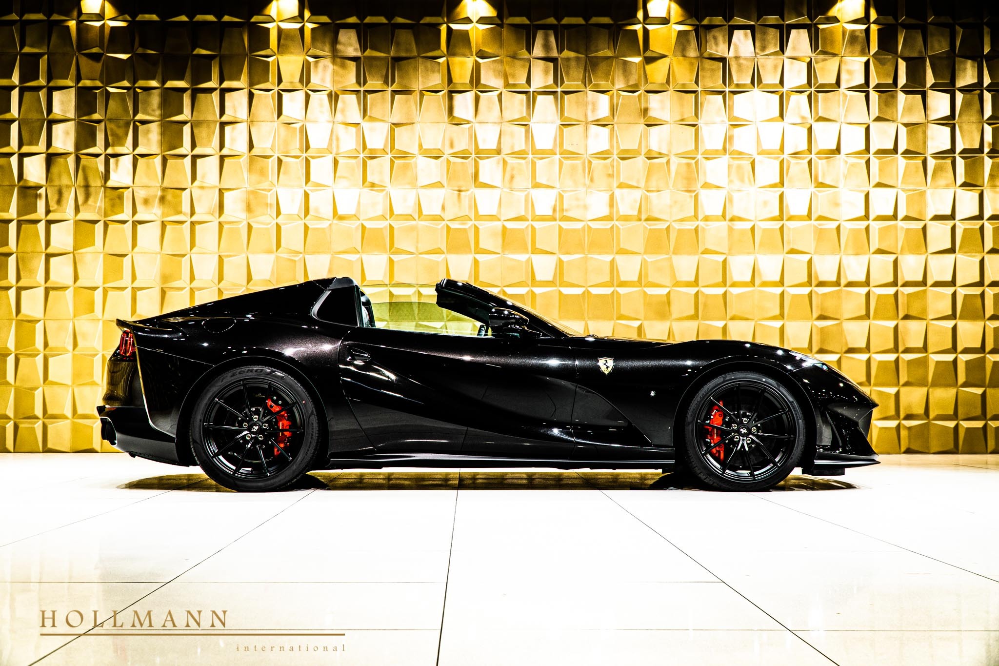 2023 Ferrari 812 GTS, 13/15