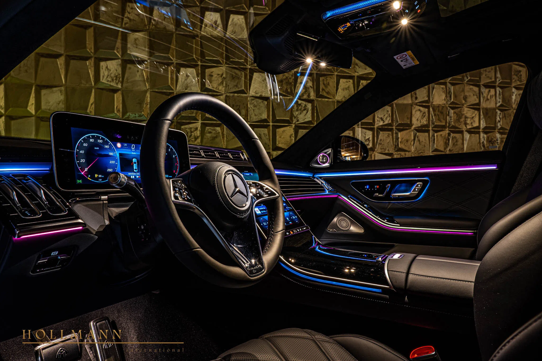 2023 Mercedes-Maybach S 680 interior, dashboard
